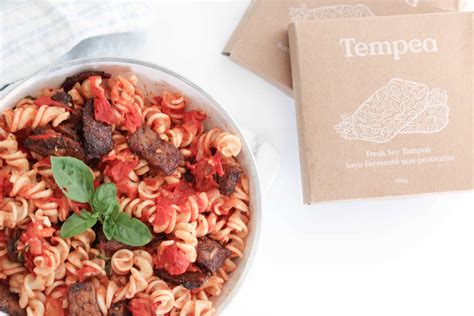 spicy-italian-tempeh-sausage-pasta-lindsay-pleskot image