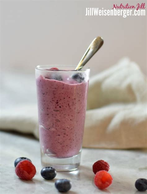 very-berry-smoothie-recipe-easy-and-delicious image