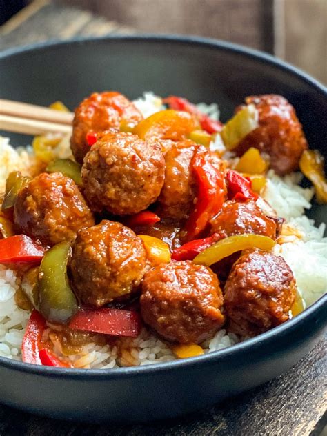 peppers-meatballs-dinner-a-healthy-makeover image