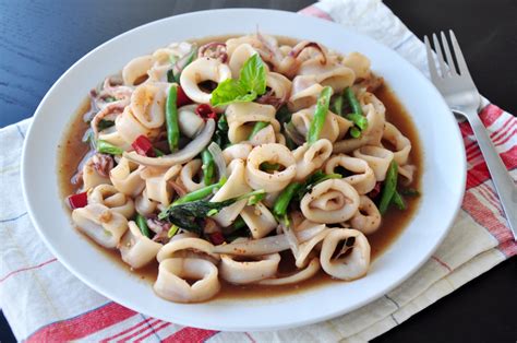 thai-fried-squid-with-basil-leaves-streetsmart-kitchen image