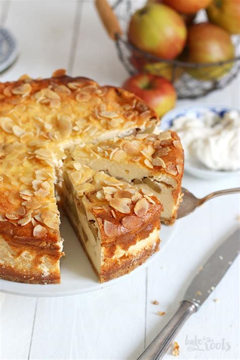 german-apple-cheesecake-with-almond-topping-bake image