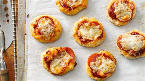 flaky-biscuit-pizza-snacks image