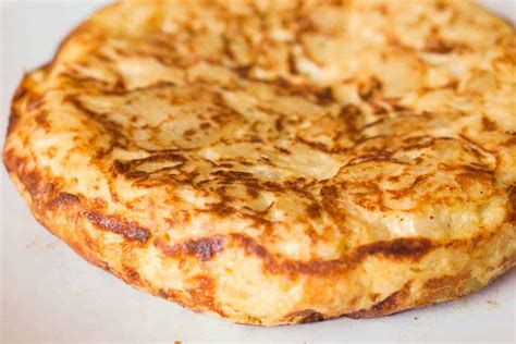 best-spanish-tortilla-recipe-tortilla-de image