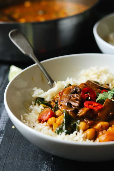 mushroom-curry-with-spinach-chickpeas-the-last image