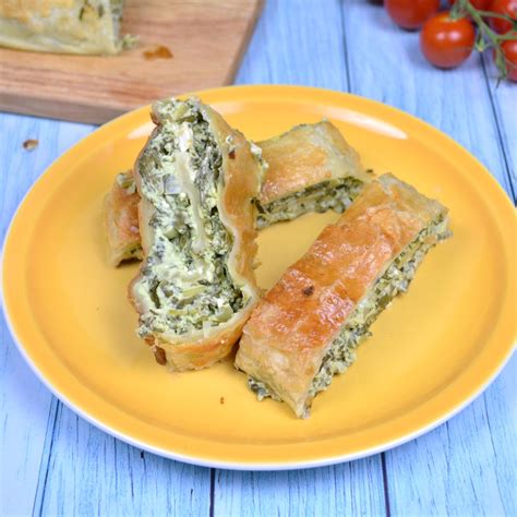 best-spinach-and-feta-rolls-6-ingredient-delicious image