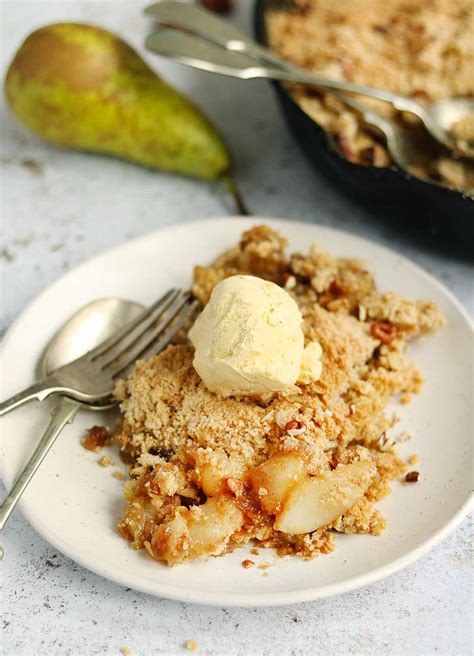 pear-and-ginger-crumble-the-last-food-blog image