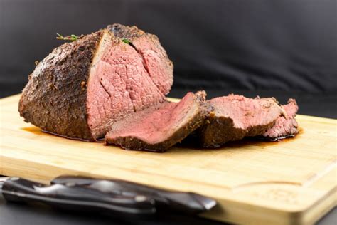 easy-baked-sirloin-roast-with-herb-rub-beauty-and-the-foodie image