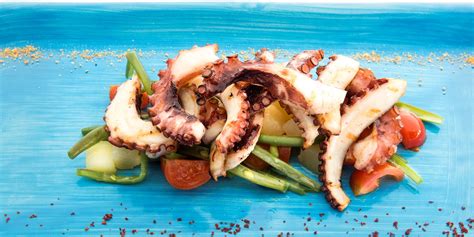 grilled-octopus-salad-recipe-great-italian-chefs image