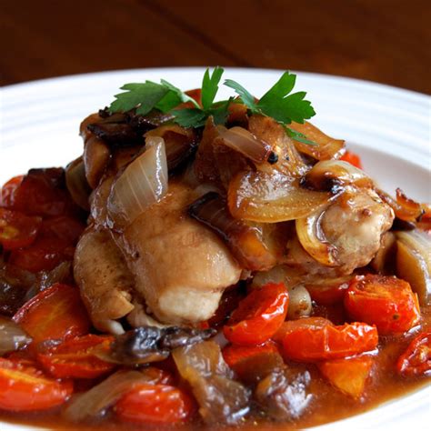 balsamic-chicken-with-roasted-tomatoes-paleo-grubs image