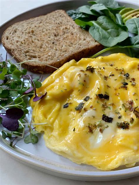 creamy-scrambled-eggs-with-furikake-american-egg image