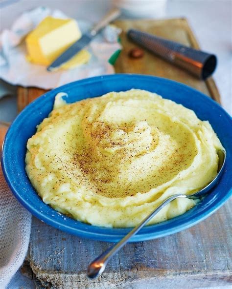 creamy-mashed-potato-with-nutmeg-recipe-delicious image