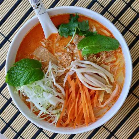 khao-poon-kapoon-traditional-soup-from-laos-196 image