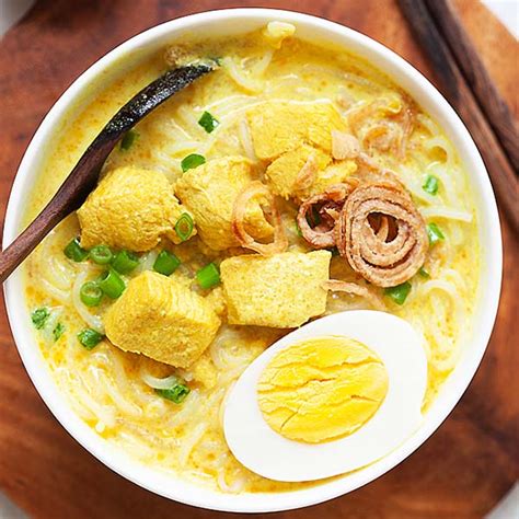 soto-ayam-malaysian-indonesian-chicken-soup-rasa image