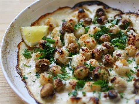 creamy-broiled-scallops-mornay-recipe-serious-eats image