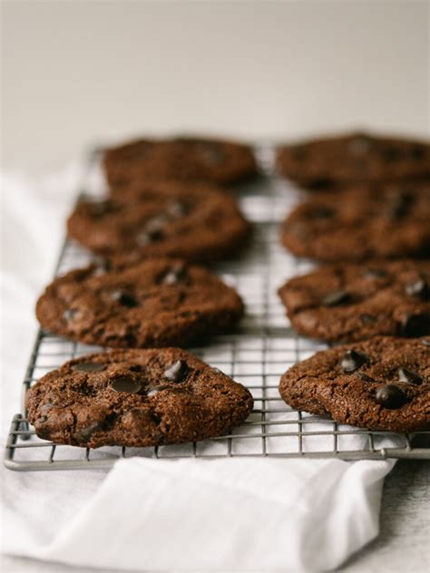 chocolate-chip-mocha-cookies-grain-free-mad-about image