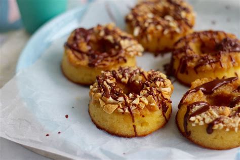 the-best-fluffy-low-carb-donuts-super-easy image