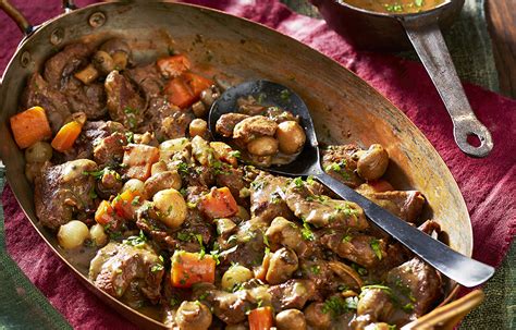 beef-diane-with-mushrooms-and-peppercorns image
