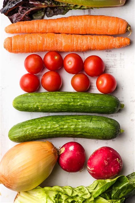 easy-garden-salad-recipe-neighborfood image