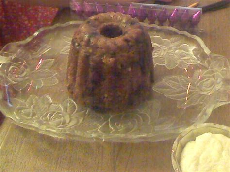 christmas-plum-pudding-authentic-steamed-with image