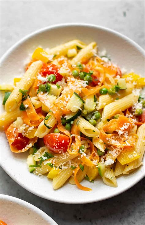 easy-pasta-primavera-recipe-the-recipe-critic image