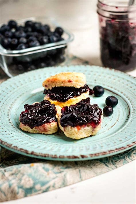 low-sugar-blueberry-jam-for-canning image