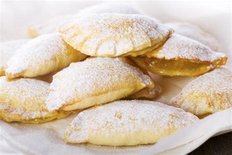 raisin-filled-sugar-cookie-recipe-homemade-dessert image