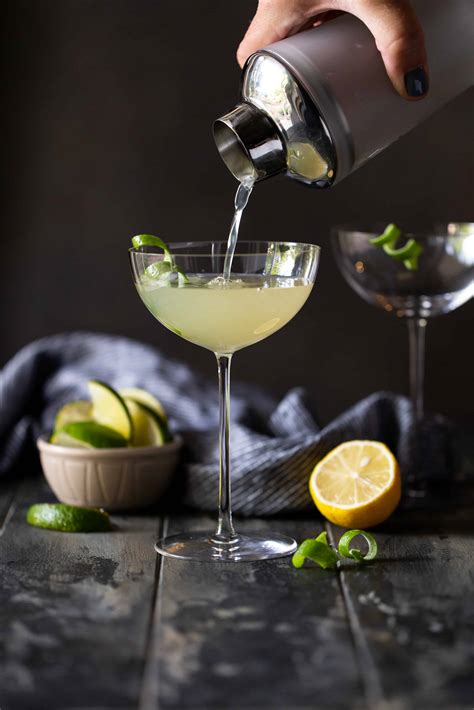 easy-elderflower-martini-recipe-with-vodka-gin image
