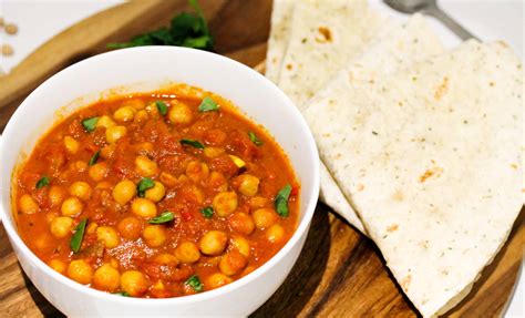 chickpea-tomato-curry-recipe-sims-home-kitchen image