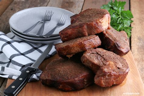 smoked-pork-chops-both-tender-and-juicy image