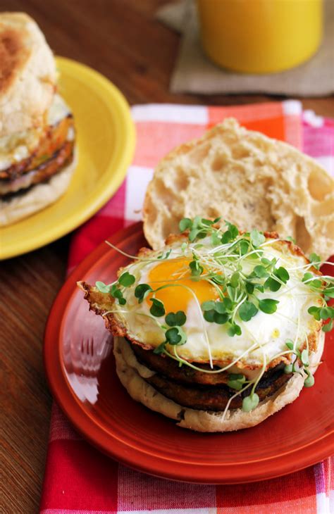 double-decker-chile-rellenos-breakfast-burgers image
