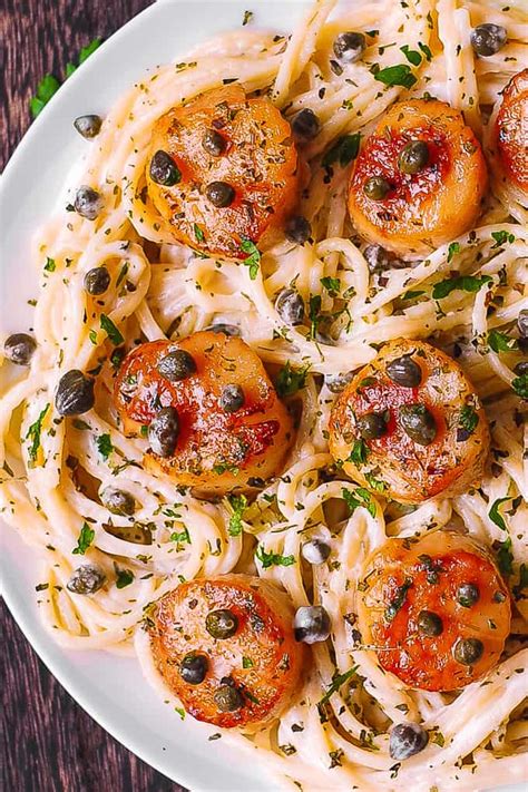 scallop-spaghetti-in-white-wine-sauce-julias-album image