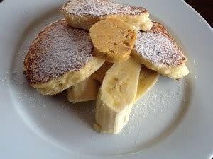 recipes-ricotta-hot-cakes-with-honeycomb-butter image