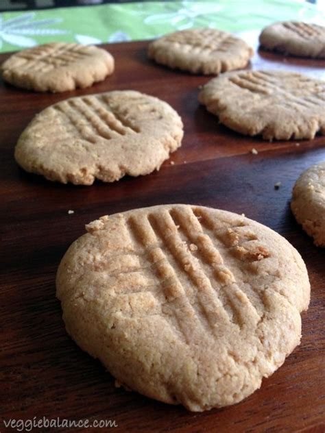 delicious-skinny-peanut-butter-cookies-recipe-plant image