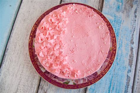 pink-peppermint-pie-recipe-recipesnet image