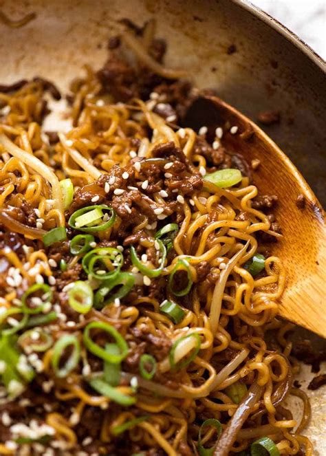 quick-asian-beef-ramen-noodles-recipetin image