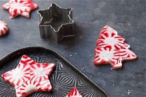peppermint-candy-ornaments-snack-girl image