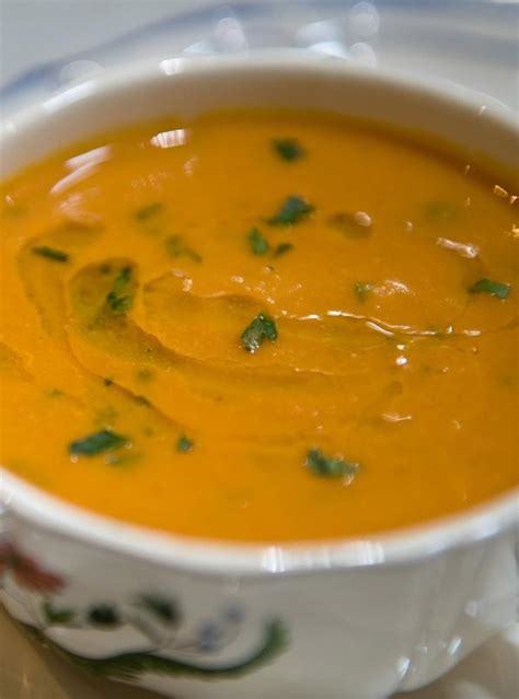 lentil-vegetable-soup-ricardo image