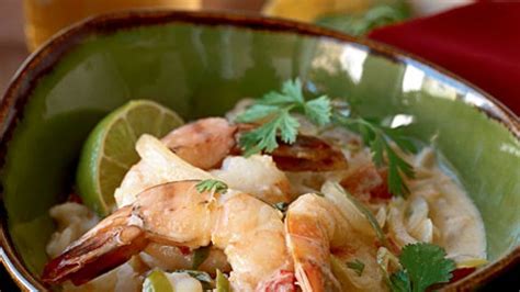 thai-shrimp-curry-recipe-bon-apptit image