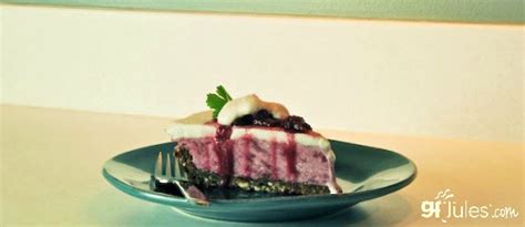 vegan-strawberry-rhubarb-ice-cream-pie-gfjules image