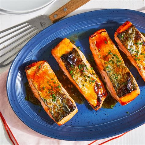 honey-soy-broiled-salmon-eatingwell image