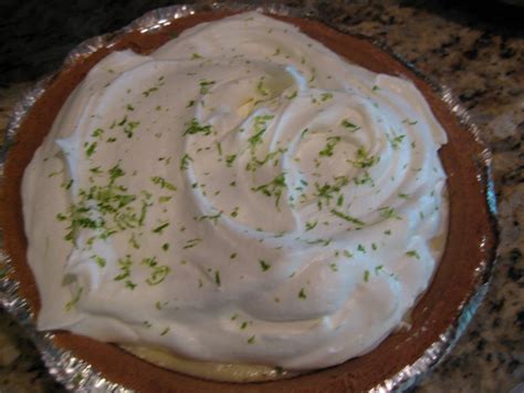 low-fat-easy-key-lime-pie-staying-close-to-home image