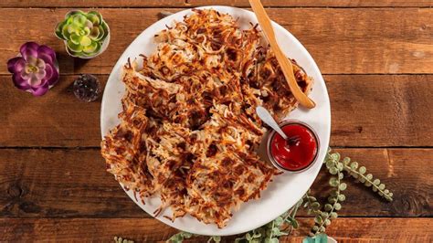waffle-maker-hash-browns-just-cook-by-butcherbox image