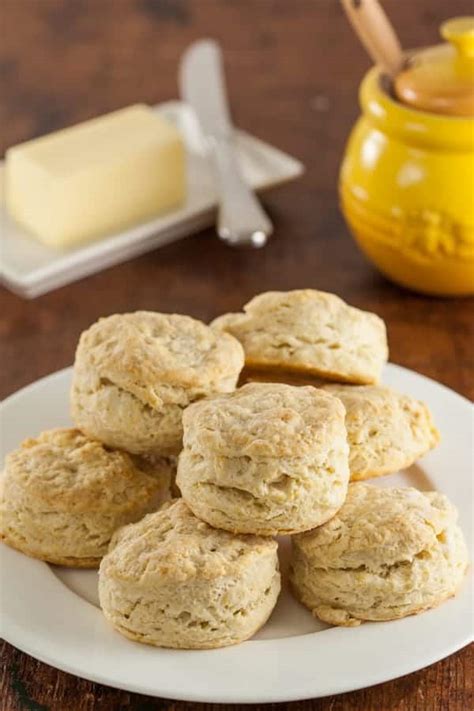 sourdough-biscuits-the-best-sourdough-discard image