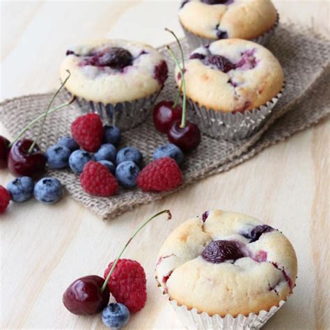 berry-cherry-ricotta-muffins-bigovencom image