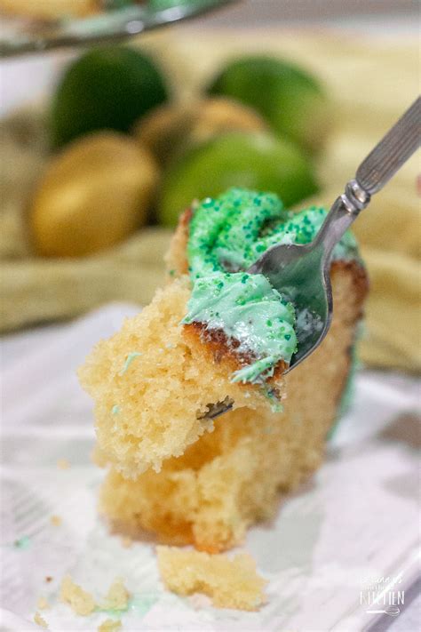 mountain-dew-cake-grannys-in-the-kitchen image