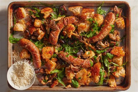 sheet-pan-sausages-and-mushrooms-with-arugula image