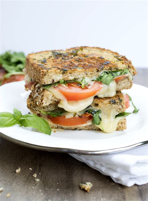 italian-blt-grilled-cheeese-easy-lunch-chef-savvy image