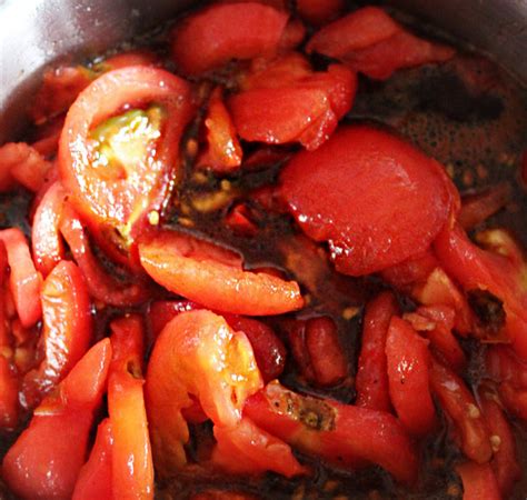homemade-chili-and-tomato-sauce-aninas image
