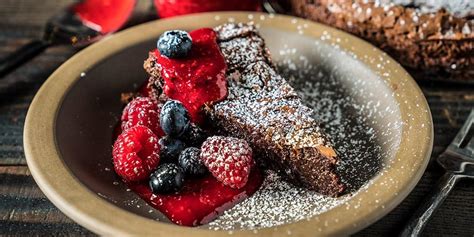 flourless-chocolate-cake-with-raspberry-sauce image