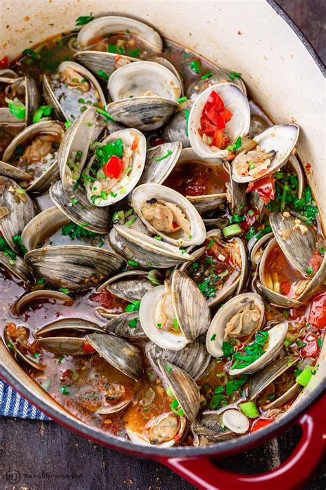 mediterranean-style-steamed-clams image